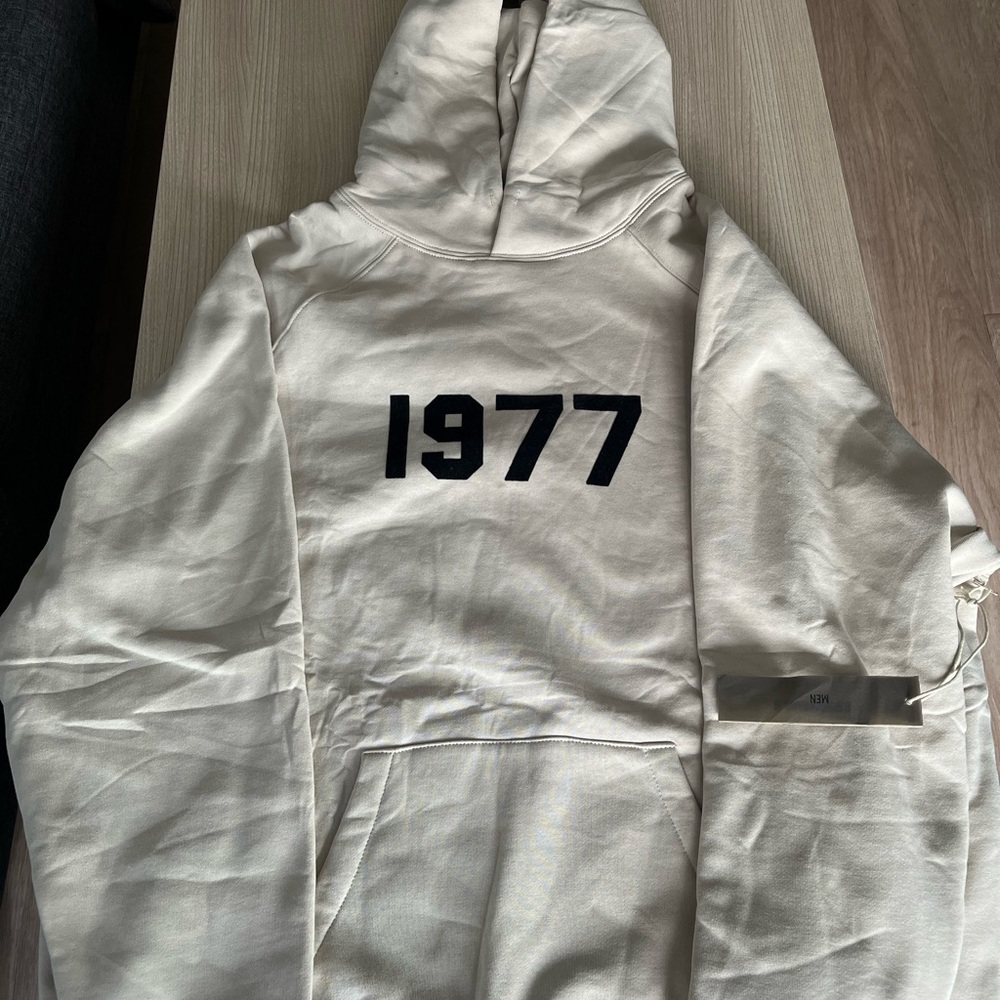 Fear of God Essentials 1977 Hoodie “wheat”
